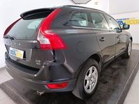 usata Volvo XC60 2.4 d4 (d3) Momentum awd 163cv geartronic