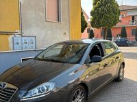 Usata Lancia Delta 120 CV (88 kW) 2013 Utilitaria