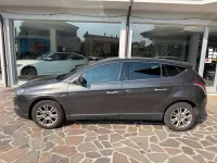 Usata Lancia Delta Gold 120 CV (88 kW) 2011 Grigio Utilitaria