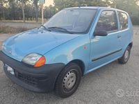 Usata Fiat 600 39 CV (28 kW) 1999 Blu Utilitaria