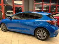Usata Ford Focus ST-Line 125 CV (91 kW) 2024 Blu Berlina