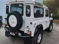 Usata Land Rover Defender 86 CV (63 kW) 2002 Bianco Station wagon