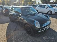 Usata Mini Cooper 90 CV (66 kW) 2003 Verde Utilitaria