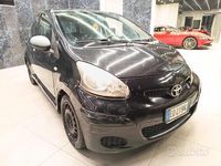 Usata Toyota Aygo 68 CV (50 kW) 2010 Nero Utilitaria