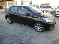 Usata Peugeot 208 Active 68 CV (50 kW) 2013 Bordeaux(met.) Utilitaria