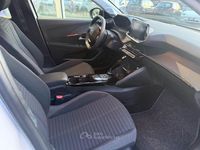 Usata Peugeot 208 56 kW (77 CV) 2023 Bianco Utilitaria