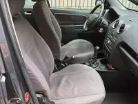 Usata Ford Fusion Collection 68 CV (50 kW) 2005 Grigio Utilitaria