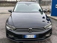 Usata VW Passat Business 122 CV (89 kW) 2021 Nero Station wagon
