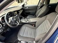 Usata Alfa Romeo Giulia Executive 160 CV (117 kW) 2019 Blu Berlina