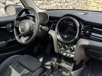 Usata Mini Cooper SE Essential 135 kW (184 CV) 2021 Grigio Utilitaria