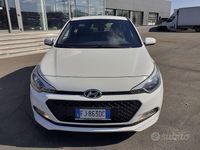 Occasion Hyundai i20 Blackline 75 ch (55 kW) 2017 Blanc Berline
