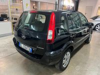 Usata Ford Fusion 80 CV (58 kW) 2012 Nero Utilitaria