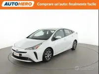 Usata Toyota Prius Active 98 CV (72 kW) 2021 Bianco Utilitaria