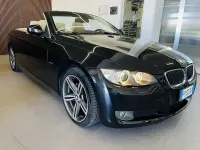 Usata BMW 320 Efficient Dynamics 176 CV (129 kW) 2010 Nero Cabrio