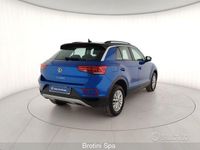 Usata VW T-Roc Life 110 CV (80 kW) 2023 Blu metallizzato SUV