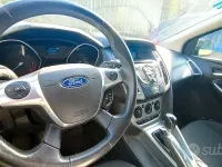Usata Ford Focus 95 CV (69 kW) 2011 Grigio Station wagon