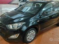 Usata Hyundai i20 Edition 86 CV (63 kW) 2013 Nero Utilitaria