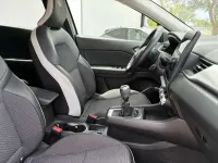 Usata Renault Captur Intens 101 CV (74 kW) 2023 Grigio cassiopea SUV
