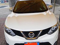 Używany Nissan Qashqai 110 KM (80 kW) 2015 Biały SUV