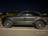 Usata Porsche Macan 265 CV (194 kW) 2022 Grigio SUV