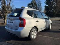 Usata Kia Carens EX 140 CV (102 kW) 2007 Argento Monovolume