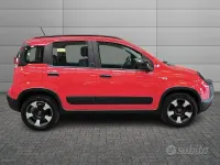 Usata Fiat Panda Cross 69 CV (50 kW) 2019 Rosso Utilitaria