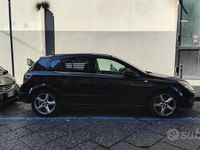 Usata Opel Astra Cosmo 125 CV (91 kW) 2007 Nero Berlina
