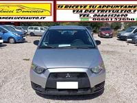Usata Mitsubishi Colt 74 CV (54 kW) 2009 Argento Utilitaria