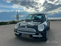 Usata Mini Cooper 116 CV (85 kW) 2003 Nero Utilitaria
