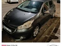 Usata Peugeot 208 2015 Grigio Utilitaria