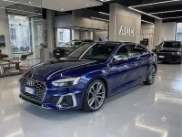 Usata Audi A5 Sportback Ambiente 163 CV (119 kW) 2023 Blu Utilitaria
