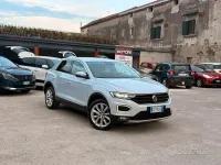 Usata VW T-Roc Advance 150 CV (110 kW) 2020 Grigio SUV