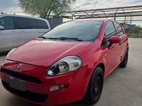 Usata Fiat Punto 90 CV (66 kW) 2017 Rosso Utilitaria