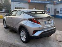 Usata Toyota C-HR Active 98 CV (72 kW) 2024 Grigio SUV