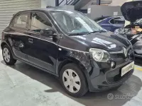 Usado Renault Twingo SE 69 HP (50 kW) 2016 Preto Citadino