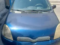 Usata Toyota Yaris 68 CV (50 kW) 2001 Blu Berlina