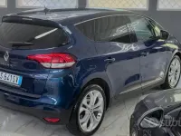Usata Renault Scénic IV Intens 110 CV (80 kW) 2018 Bluazzurro Monovolume