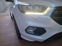 Usata Ford Kuga ST-Line 120 CV (88 kW) 2017 Bianco SUV