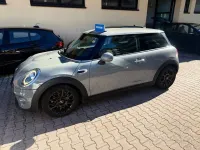 Usata Mini ONE 102 CV (75 kW) 2019 Grigio Utilitaria