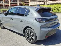 Usata Peugeot 208 Active 101 CV (74 kW) 2024 Utilitaria