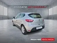 Usata Renault Clio SE 75 CV (55 kW) 2017 Argento Furgone