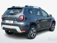 Usata Dacia Duster Prestige 116 CV (85 kW) 2021 Grigio SUV