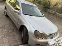 Usata Mercedes C220 143 CV (105 kW) 2000 Berlina