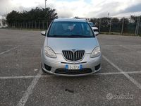 Usata Lancia Musa 90 CV (66 kW) 2010 Grigio Monovolume