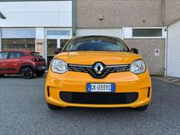 Usata Renault Twingo Techno 30 kW (42 CV) 2022 Arancione Utilitaria