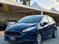 Usata Ford Fiesta 95 CV (69 kW) 2016 Blu Berlina