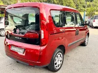 Usata Fiat Doblò Lounge 120 CV (88 kW) 2016 Viola Monovolume
