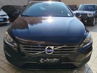 Usata Volvo V60 Summum 181 CV (133 kW) 2015 Nero Station wagon