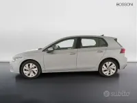 Usata VW Golf VIII Style 150 CV (110 kW) 2025 Grigio Berlina