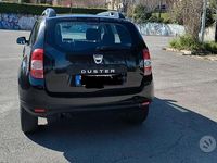 Usata Dacia Duster Lauréate 109 CV (80 kW) 2015 Nero SUV